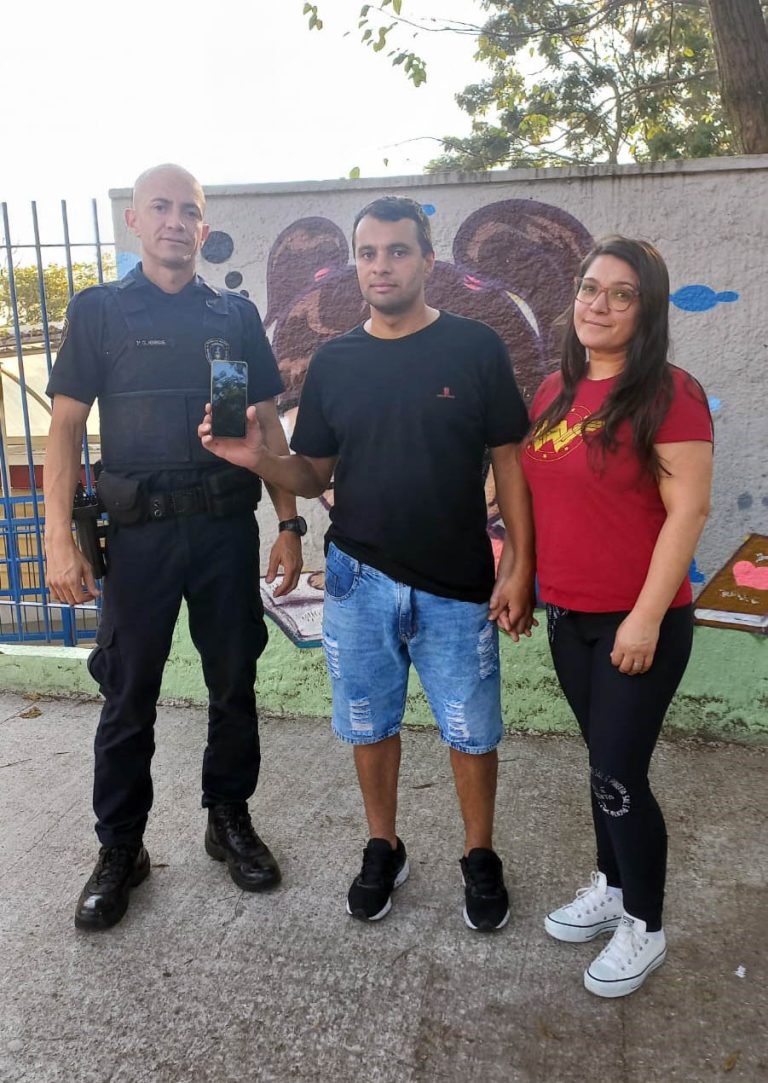 GCM recupera celulares roubados no Jardim Cumbica