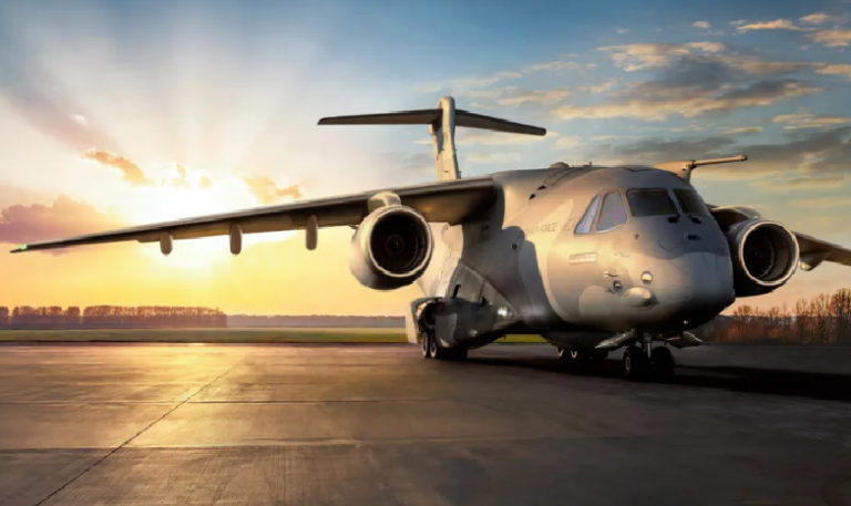 Embraer conquista novo mercado: Suécia escolhe avião militar brasileiro