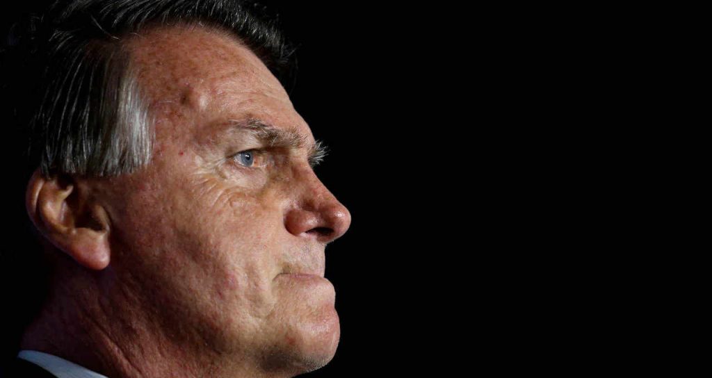 PF indicia Bolsonaro e mais 36 por tentativa de golpe de Estado