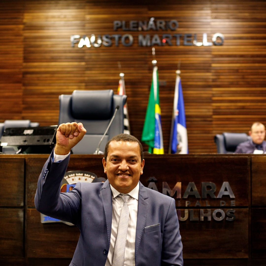Vereador Edmilson Souza consegue assinaturas para investigação sobre atrasos nas obras do Baquirivu em Guarulhos