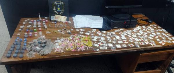 GCM prende casal por tráfico de entorpecentes no Jardim Angélica.#br