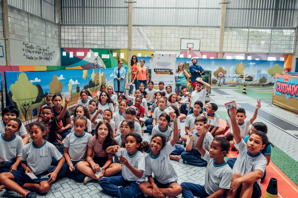 CEU Vila São Rafael recebe apresentação teatral sobre comportamento no trânsito