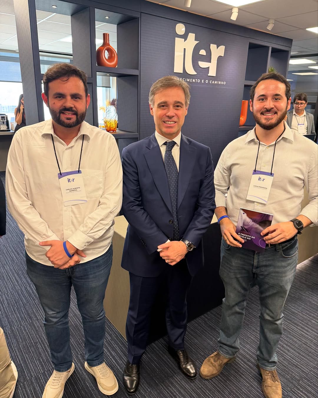 “Prefeito Lucas Sanches, Carlos Santiago e André Mendonça se Reúnem em Evento que Reuniu 200 Líderes para Transformar a Gestão Pública em SP”