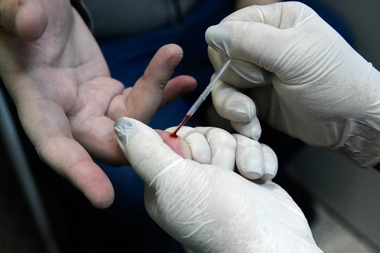 Prefeitura reforça ações de combate no Dia Mundial de Luta Contra as Hepatites Virais