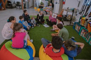 CMIL Fernando Pessoa promove oficinas e brincadeiras nas férias escolares