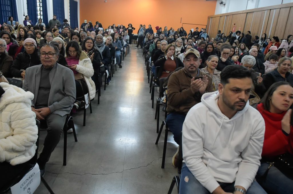 Formatura do NIP celebra capacitação de 830 alunos em cursos profissionalizantes