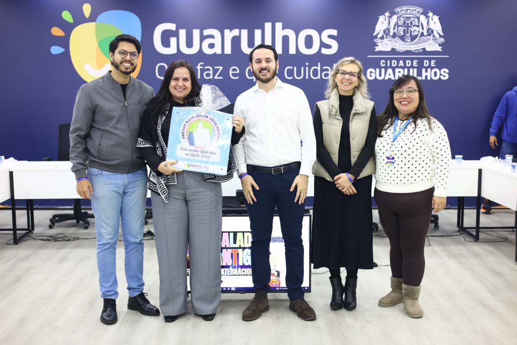 30 escolas de Guarulhos são premiadas por alfabetização