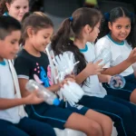Música e reciclagem: espetáculos gratuitos transformam escolas de Guarulhos em 2025