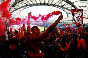 Flamengo Vence Inter no Maracanã e Leva Vantagem para Porto Alegre na Libertadores
