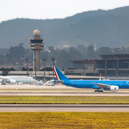 Aeroporto de Guarulhos Sente o Impulso: Setor Aéreo Bate Recorde Histórico