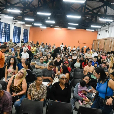 Prefeitura de Guarulhos Realiza Sonho de 255 Famílias com Entrega de Títulos de Propriedade
