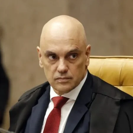 PGR Tem 48 Horas para se Manifestar Sobre Pedido de Asilo de Bolsonaro