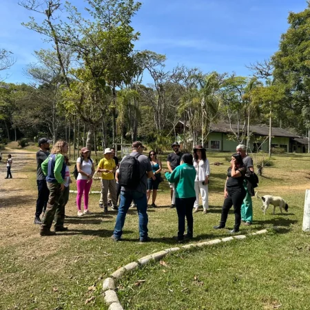 Moradores do Água Azul Visitam Horto Florestal de Guarulhos