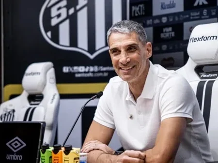 Vojvoda Elogia Neymar e o Vê como "Solução" no Santos