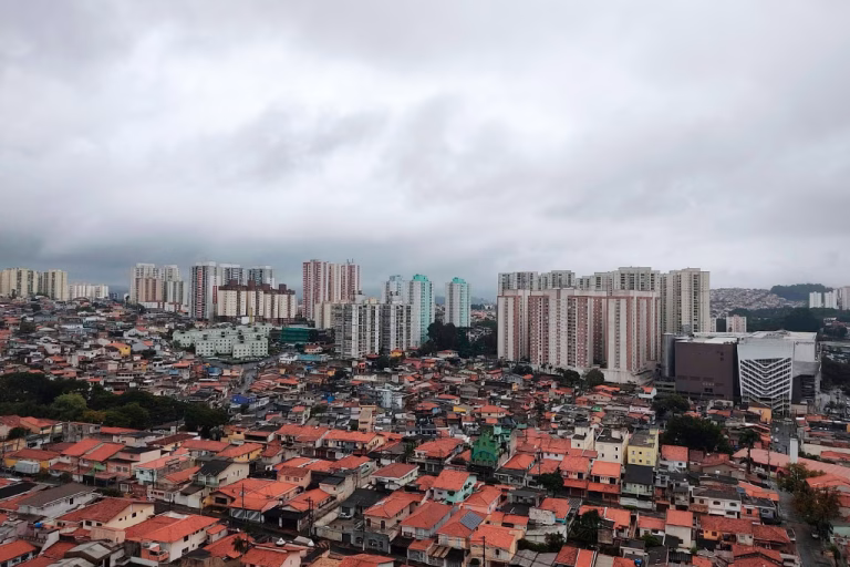 Guarulhos na Rota do Frio: Onda de Ar Polar Traz Queda de Temperatura e Chance de Gead