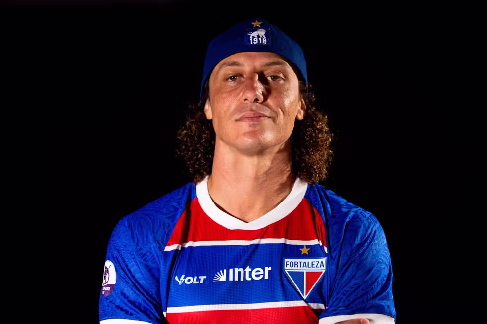 David Luiz Rescinde com Fortaleza e Retorna ao Futebol Europeu aos 38 Anos