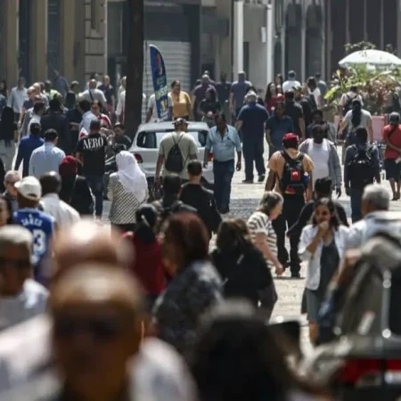 IBGE: Brasil Tem 213,4 Milhões de Habitantes em 2025