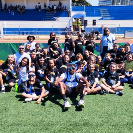Alunos de Guarulhos Participam de Oficina de Flag Football com Equipe da NFL
