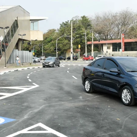 Prefeitura de Guarulhos Inaugura Bolsão de Estacionamento para Embarque e Desembarque no Cecap