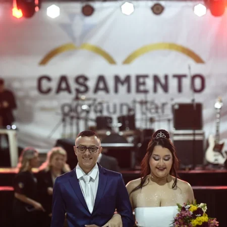 Amor e Solidariedade Marcam o Casamento Comunitário 2025 em Guarulhos
