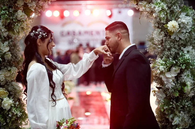Amor e Solidariedade Marcam o Casamento Comunitário 2025 em Guarulhos