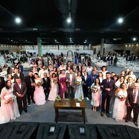Amor e Solidariedade Marcam o Casamento Comunitário 2025 em Guarulhos
