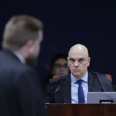 Advogado Afirma que Bolsonaro Está "Debilitado" e Não Comparecerá a Julgamento no STF