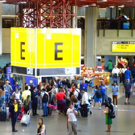 Casos de Violência em Aeroportos Aumentam em Guarulhos e no Brasil