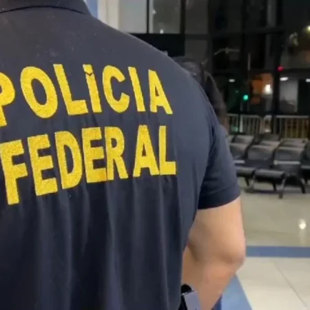 Polícia Federal Prende "Mula" do Tráfico Internacional de Drogas no Aeroporto de Guarulhos
