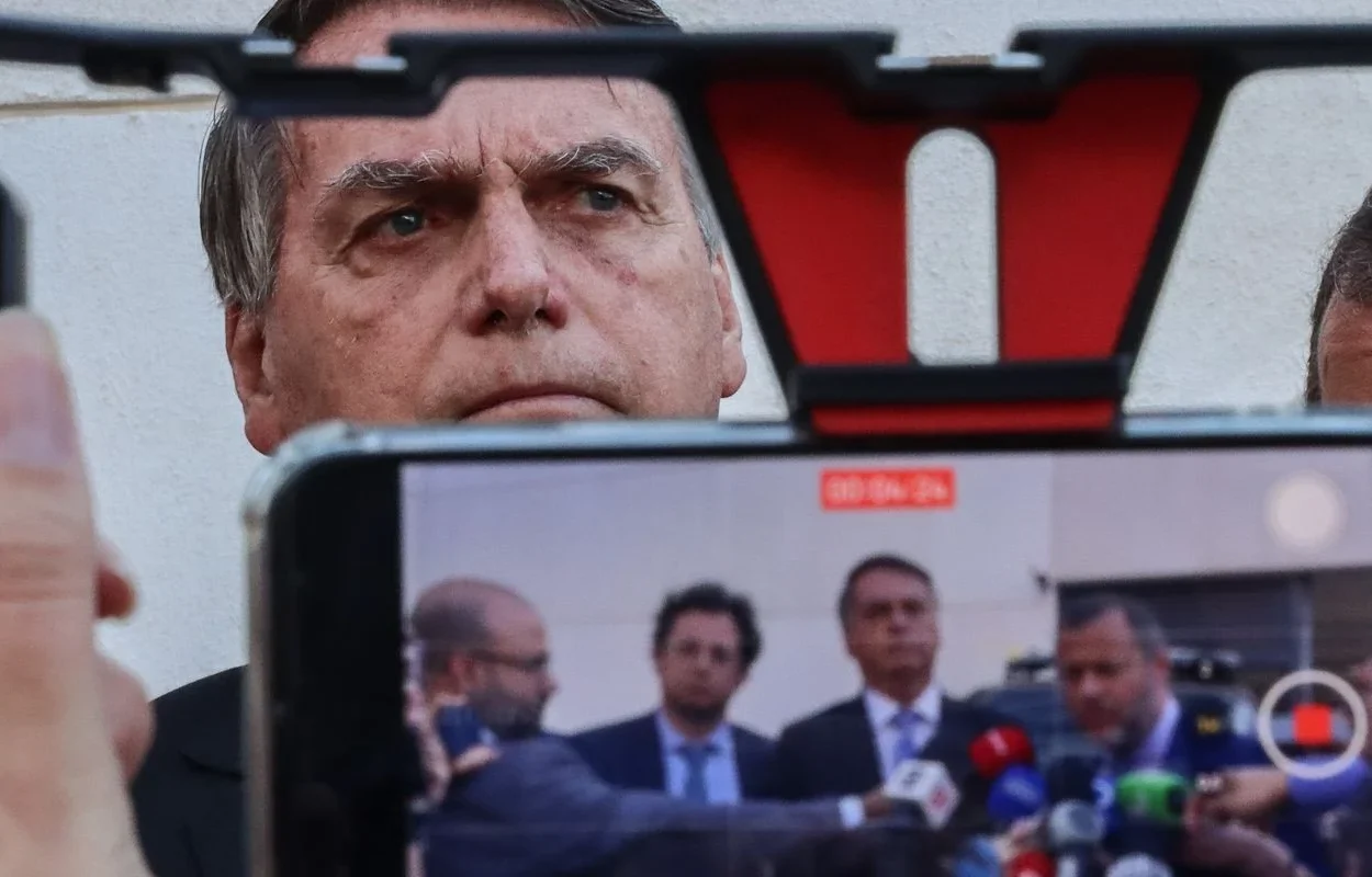 MANCHETE GAZETA NEWS GUARULHOS: Jair Bolsonaro Pode Ser Preso Até Dezembro se STF Rejeitar Recursos da Condenação por Tentativa de Golpe
