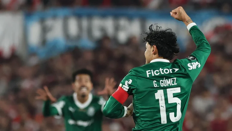 Palmeiras Bate River Plate na Argentina e Alcança Marca Histórica de 50 Vitórias Contra Times do País Vizinho