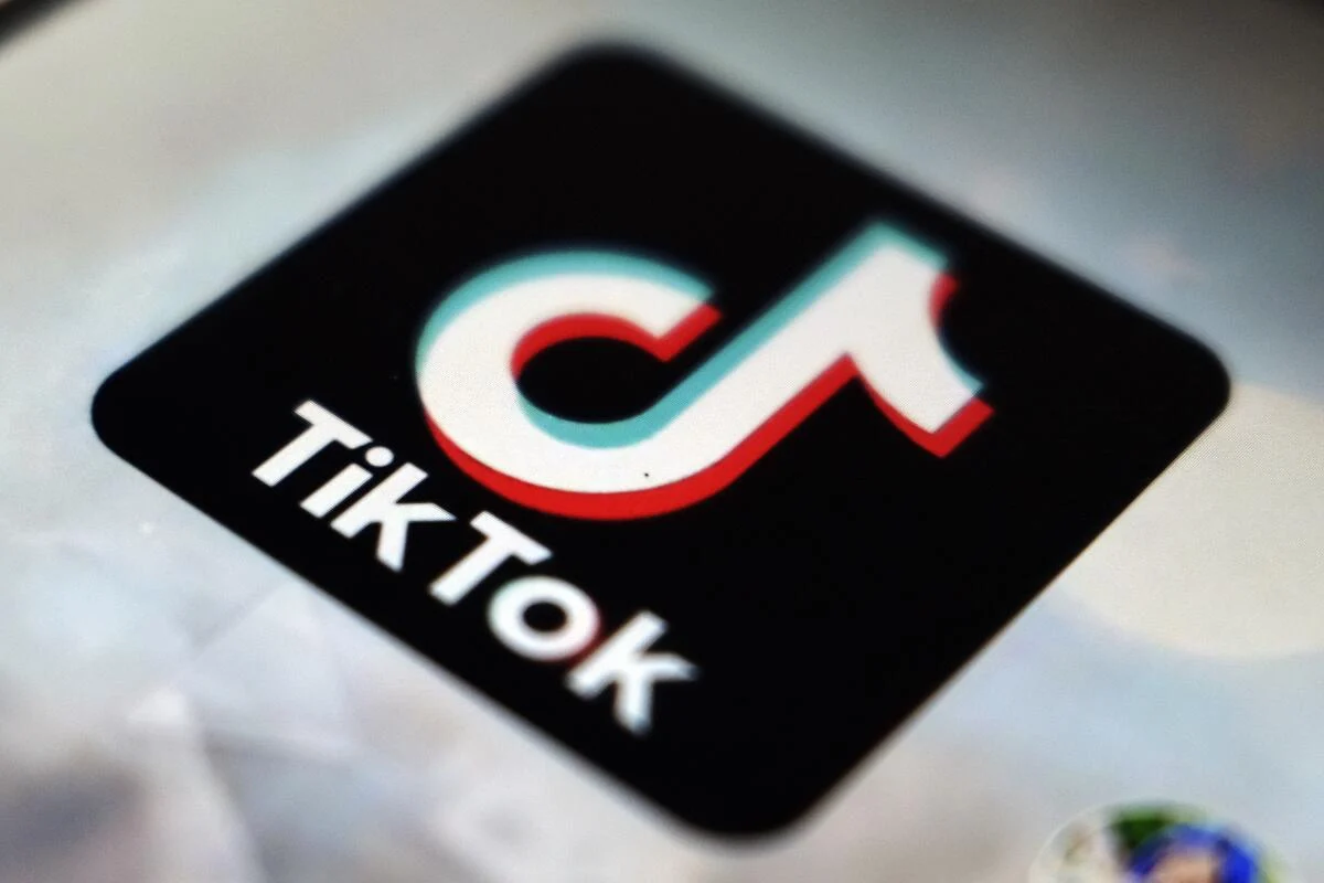 TikTok nos EUA Terá Algoritmo e Dados Controlados por Americanos, Afirma Casa Branca