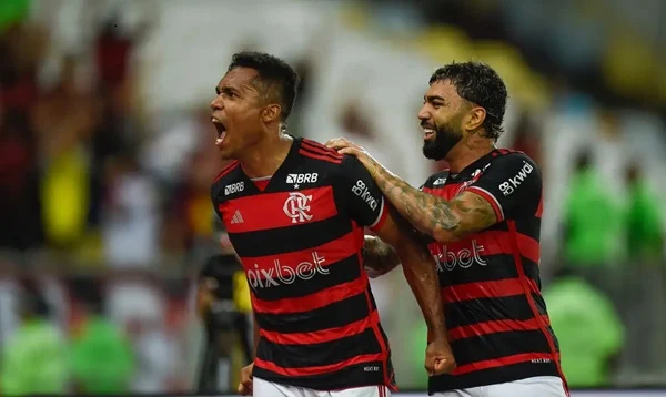 Corinthians Perde de Virada Para o Flamengo em Jogo Eletrizante na Neo Química Arena