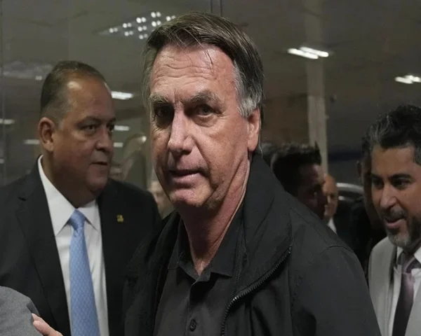 Próxima Decisão do STF Define o Futuro de Bolsonaro