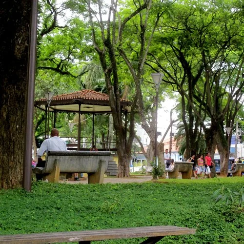 Guia dos Esconderijos Verdes de Guarulhos: Parques e Praças Menos Conhecidos para Lazer e Exercícios