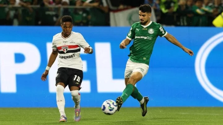 São Paulo 2 x 3 Palmeiras: Dérbi Tenso e Mais Uma Arbitragem 'Inexplicável' no Paulistão