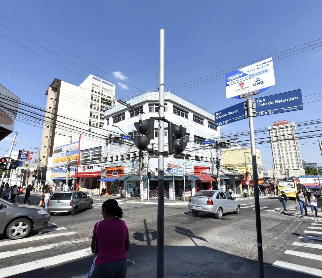 Memórias e Comércio Local – Uma Viagem Pelas Lojas Mais Antigas e Emblemáticas da Rua Sete de Setembro no Centro
