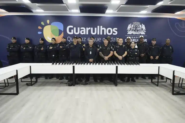 Guarulhos Doa 42 Revólveres Calibre 38 para Cidades do Interior e Fortalece Segurança no Estado