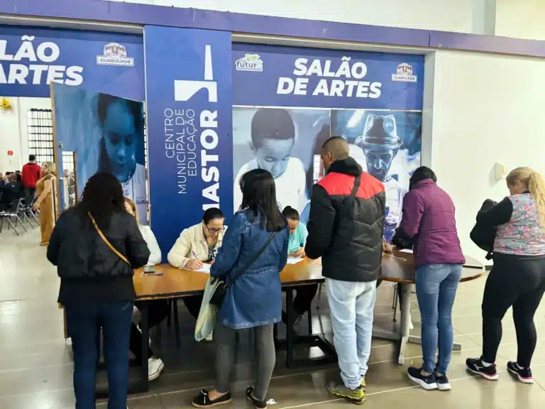 Prefeitura Promove Mutirões e Oferta Mais de 1,7 Mil Vagas de Emprego e Estágio em Guarulhos