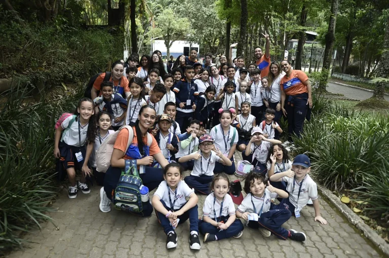 Zoológico de Guarulhos Celebra Dia das Crianças com Desafio Educativo e Combate ao Tráfico de Animais