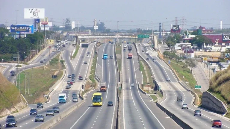 Atenção, Motoristas! Acesso da Dutra ao Aeroporto de Guarulhos Será Interditado Nesta Quarta-feira (15) para Obras de Pavimentação