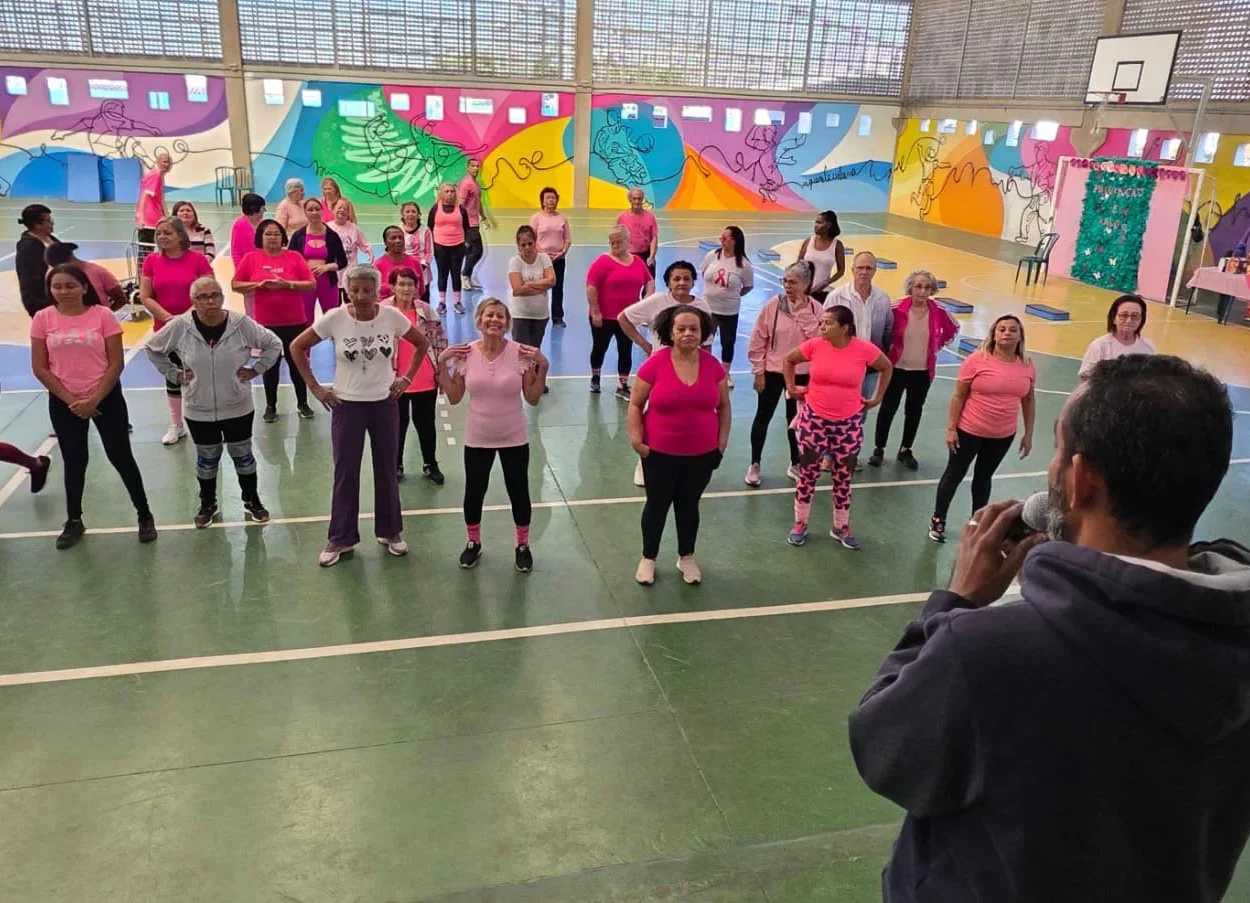 CEU Vila São Rafael Promove Manhã de Conscientização e Esporte no Outubro Rosa