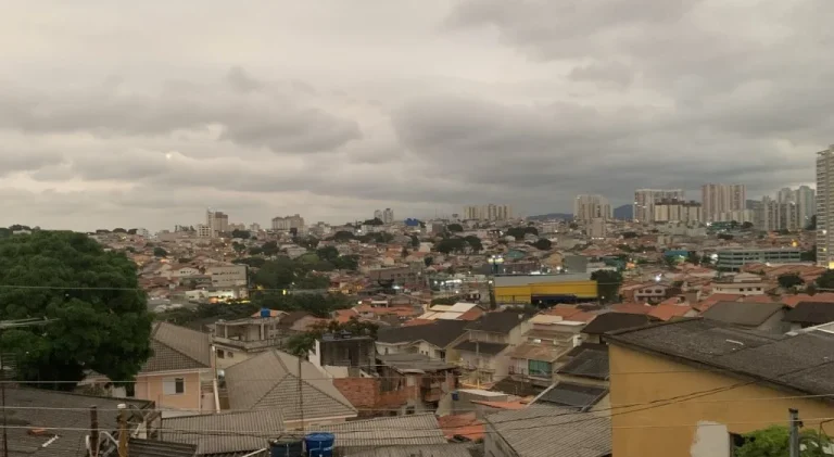 Frio Intenso Chega a Guarulhos e Todo o Estado de SP: Massa de Ar Frio Derruba Temperaturas Nesta Semana