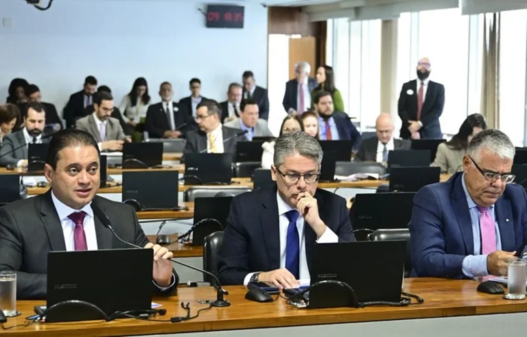 Senado Aprova Projeto Antifacção com Pena de até 60 Anos para Líderes Criminosos