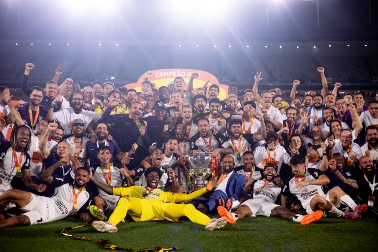 Corinthians Tetracampeão! Timão vence Vasco e conquista Copa do Brasil 2025