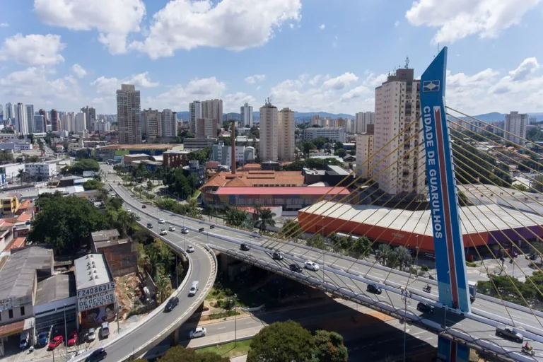 Calendário Oficial: Planejamento e Mobilidade em Guarulhos para 2026