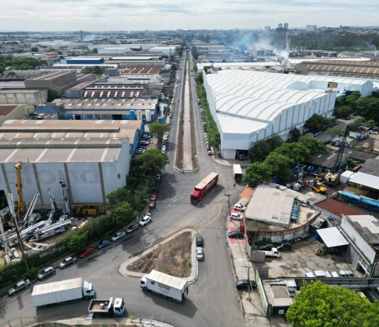 Lucas Sanches inaugura canalização do Córrego Panambi para combater enchentes em Cumbica