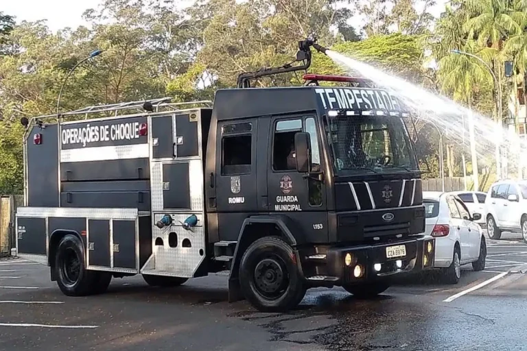 FIM DA PERTURBAÇÃO: Guarulhos terá caminhão "Tempestade" para dispersar pancadões com jatos d'água