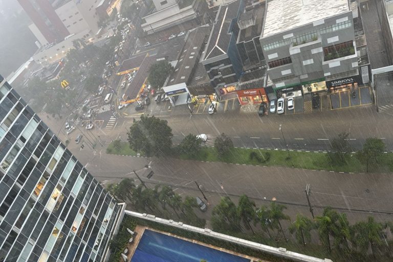 Alerta Vermelho: Guarulhos tem previsão de chuvas intensas e risco de alagamentos nesta quarta-feira (11)