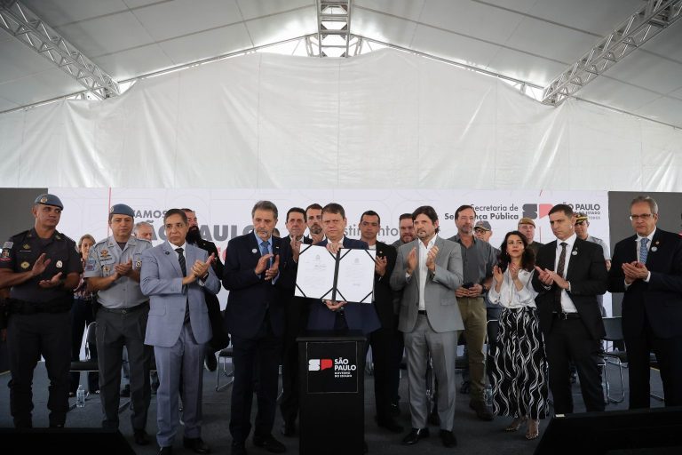 Tarcísio investe R$ 161,5 milhões em novas viaturas e armas para polícias e Bombeiros na Grande São Paulo
